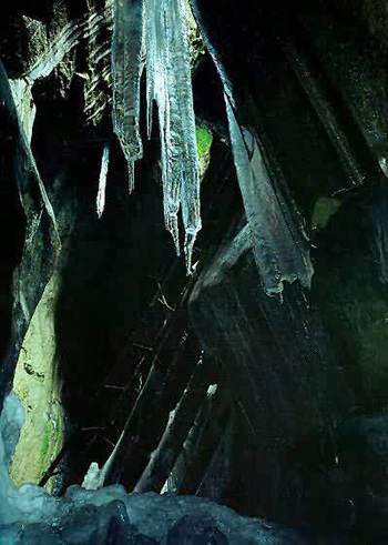 LEDOVÁ JESKYNĚ NADĚJE