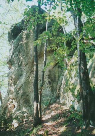 SKÁLY V OBCI BYSTŘIČKA