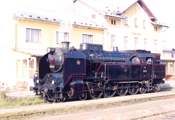 parní lokomotiva řady 464.008
