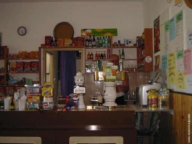RESTAURACE KEMP NA PŘEHRADĚ BAŠKA